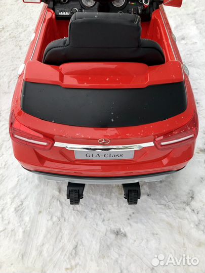 Детский электромобиль