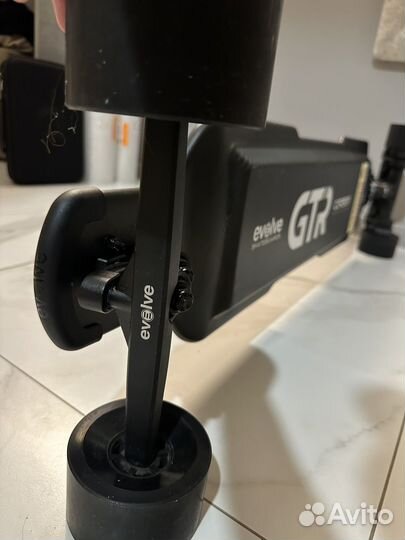 Электроскейтборд evolve