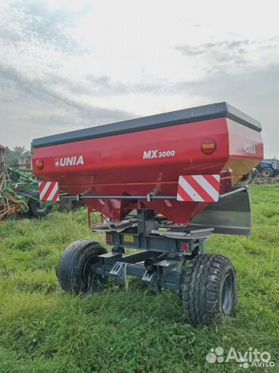 Разбрасыватель удобрений Unia MX-3000, 2023
