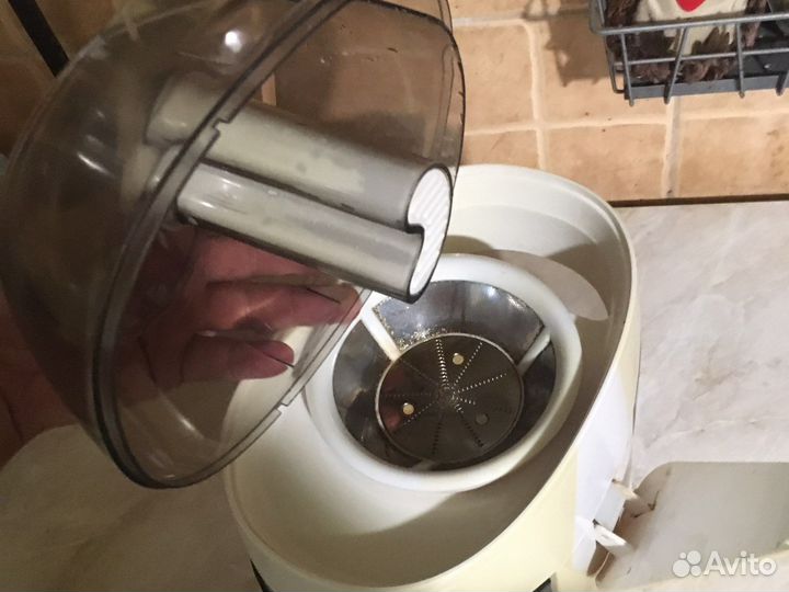 Соковыжималка scarlett