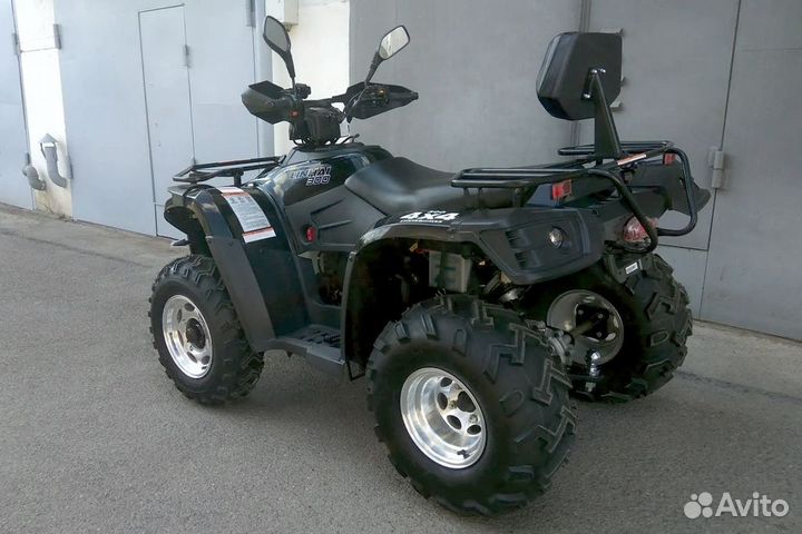 Квадроцикл linhai-yamaha D 300 Черный