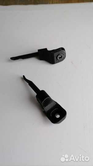 Крепление ветрового стекла Triumph Tiger