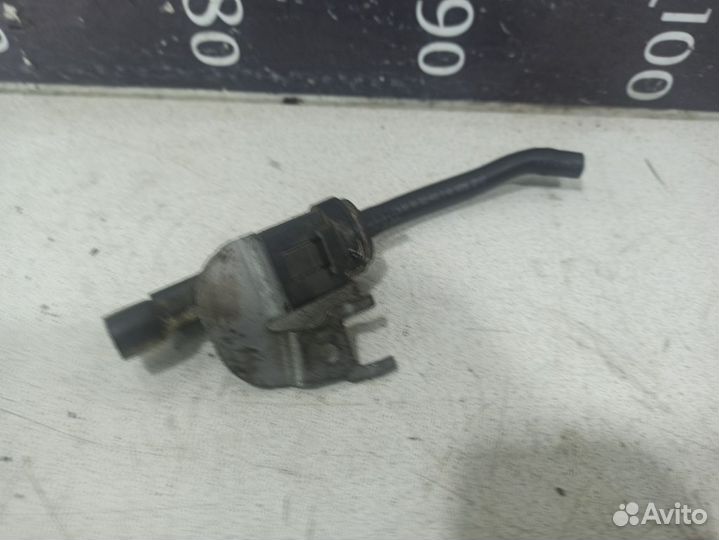 Клапан вакуумный Мерседес