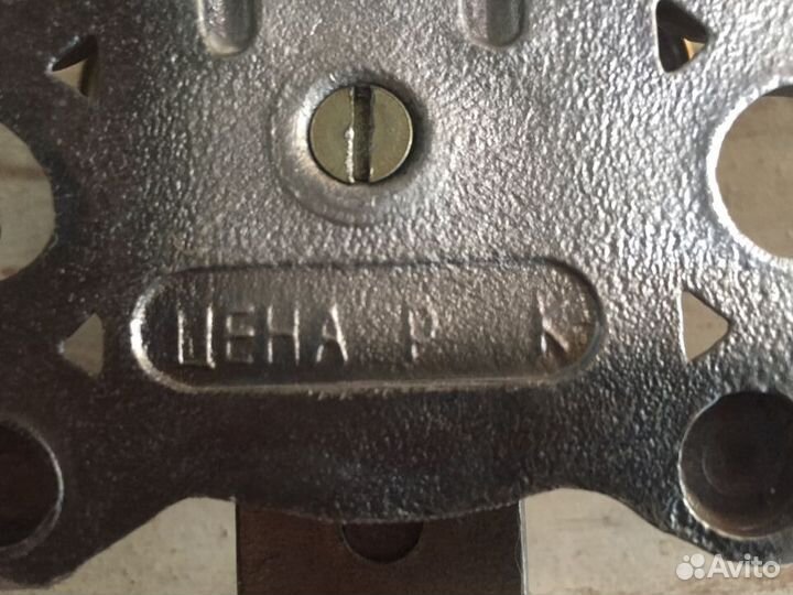 Вешалки,ручки