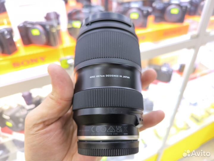 Tamron 28-75mm f/2.8 Di III VXD G2 Sony FE витрина