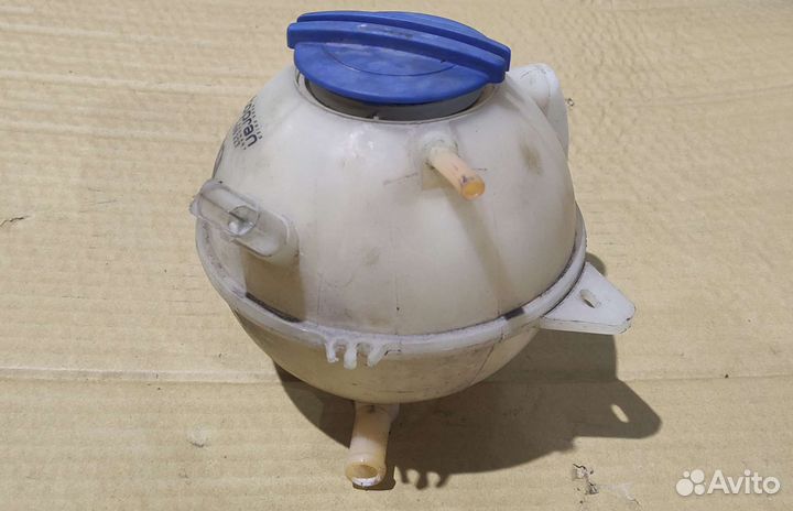 Бачок расширительный Skoda Octavia A4