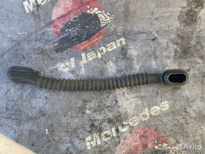 Гофра проводки багажной двери Mercedes Viano w639