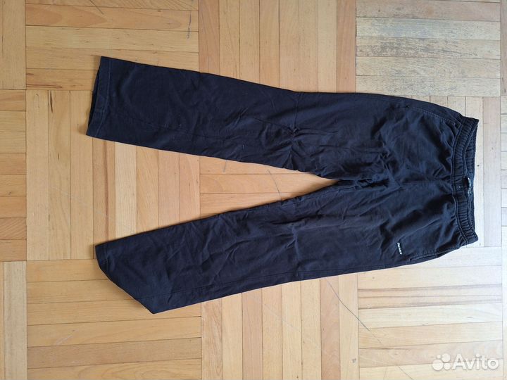 Спортивные брюки