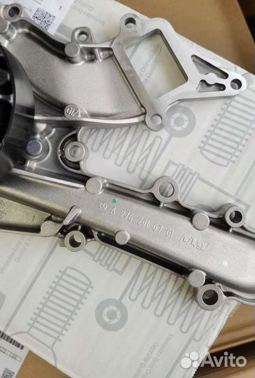 Насос водяной m276 оригинал новый A2762000801