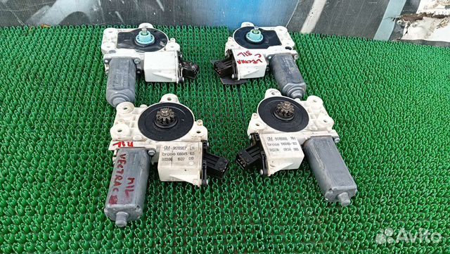 Моторчик стеклоподъемника Опель Вектра С 2002-2008