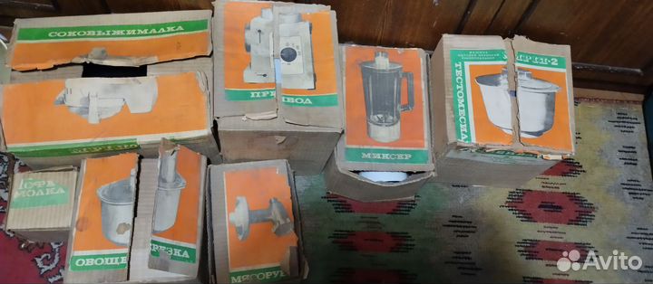 Машина бытовая кухонная универсальная мрiя -2