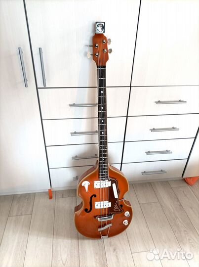 Бас гитара винтажная EKO 1964 г., в идеале