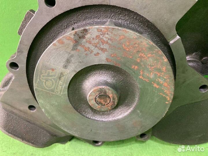 Насос водяной mercedes-benz actros MP II