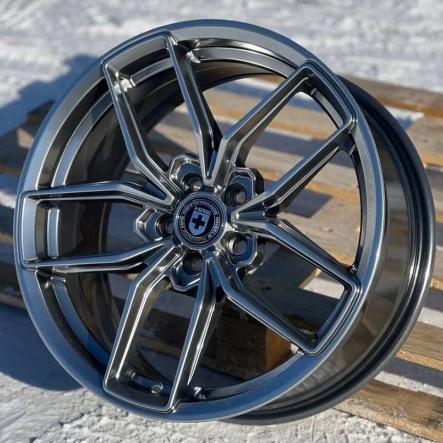 Литые диски HRE FF21 8×R18 5×112