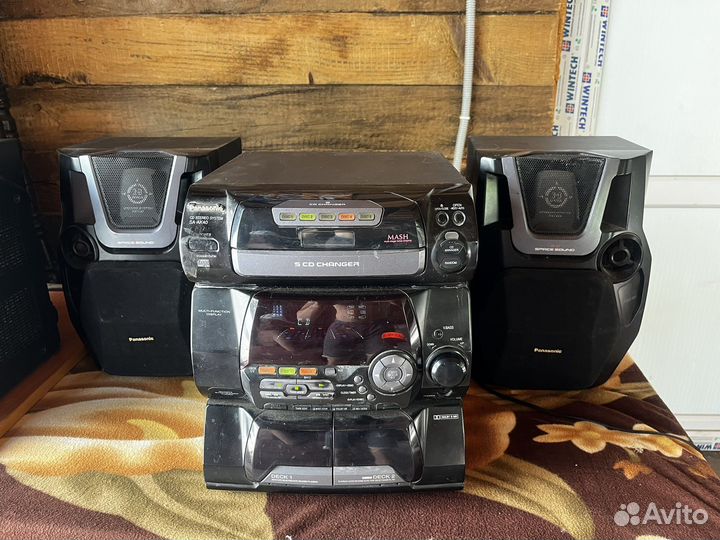 Музыкальный центр