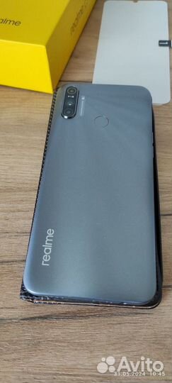 realme C3, 3/64 ГБ