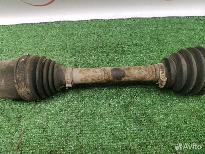 Привод передний левый Renault Logan седан 1.4