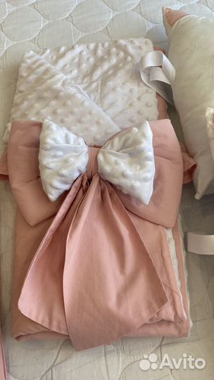 Набор на выписку+бортики в кроватку