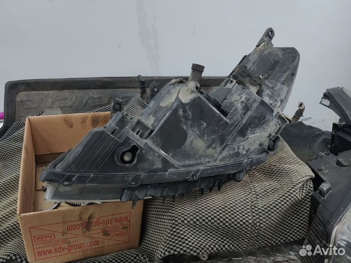 Фара на kia cerato 3