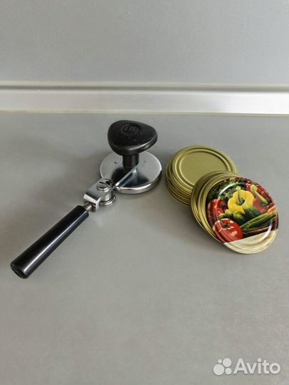 Закаточная машинка для жестяных крышек