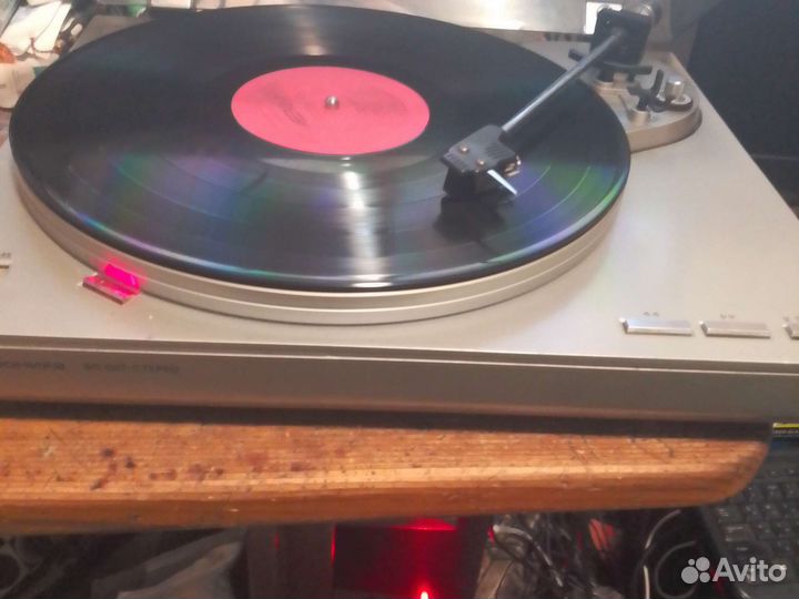 Проигрыватель винила СССР