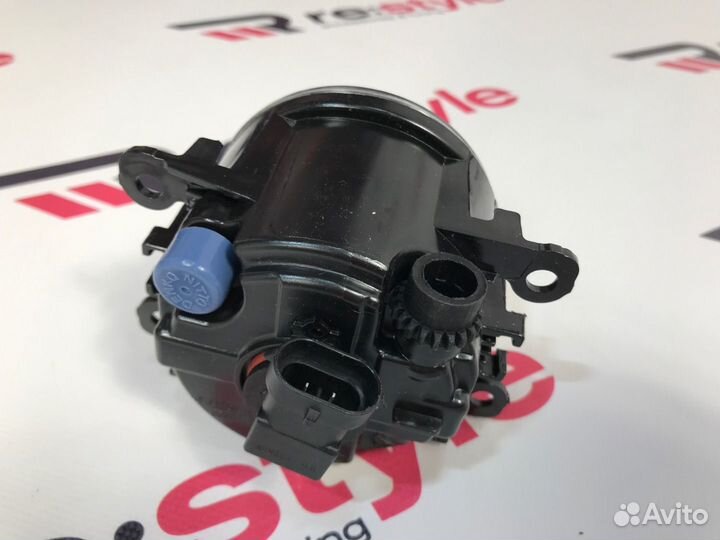 Туманка Honda Правая Valeo D1956