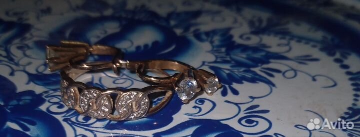 Кольцо с природным бриллиантом