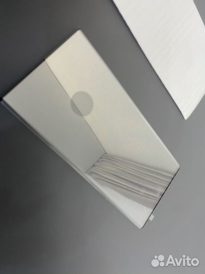 Защитное стекло с скруглеными краями на s 22 ultra