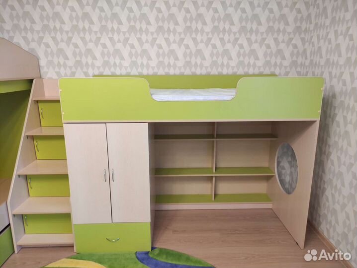 Кровать чердак