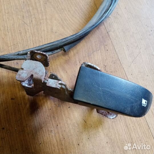 Трос лючка бензобака Мазда 6 GG