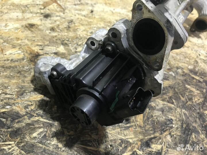 Клапан егр Peugeot 4007 Citroen C-Crosser 2.2 4HN