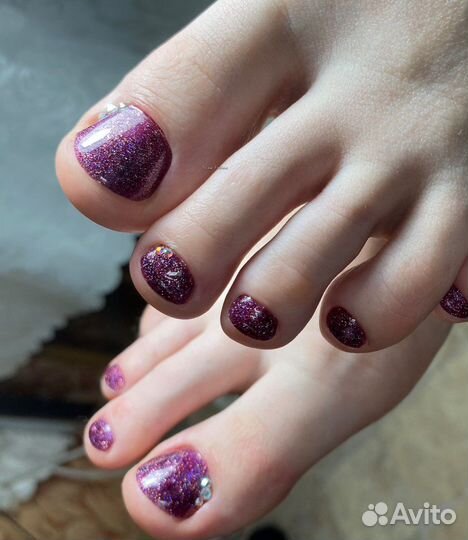 Маникюр педикюр