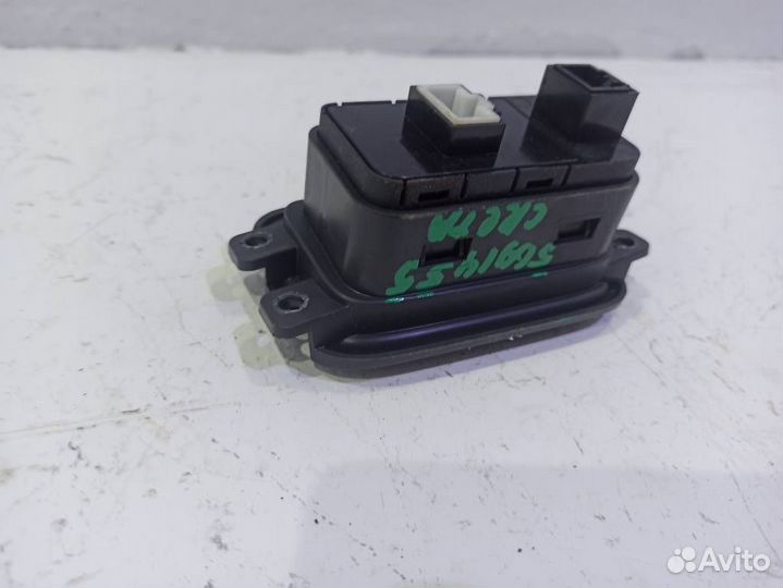 Кнопка корректора фар