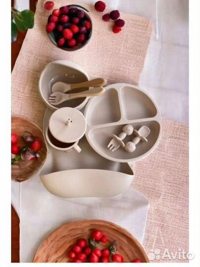 Детский набор посуды селиконовой