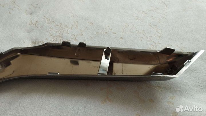 Хромнакладка на решетку радиатора Кашкай j11