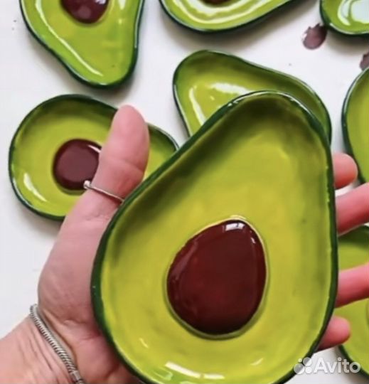 Глиняная посуда(тарелки)