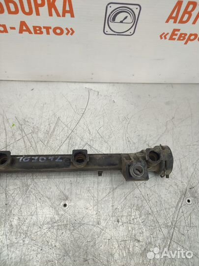 Рейка топливная Киа Маджентис Kia Magentis б/у