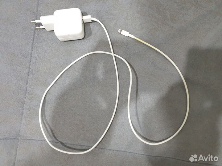 Зарядное устройство, зарядка, блок и кабель Apple