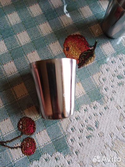 Рюмки металлические с фляжкой