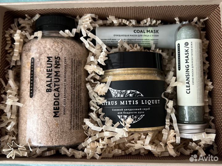 Подарочный набор косметики laboratorium