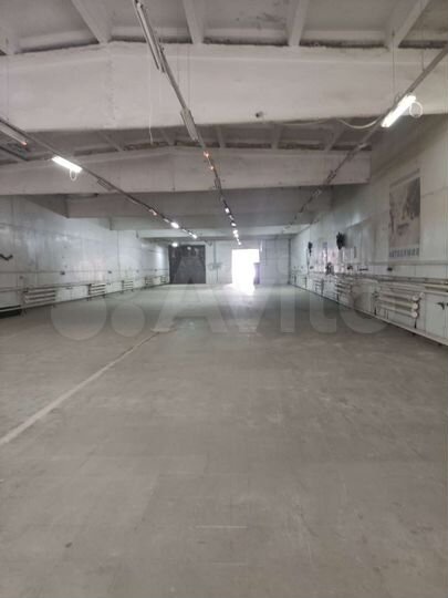 Помещение свободного назначения, 685 м²