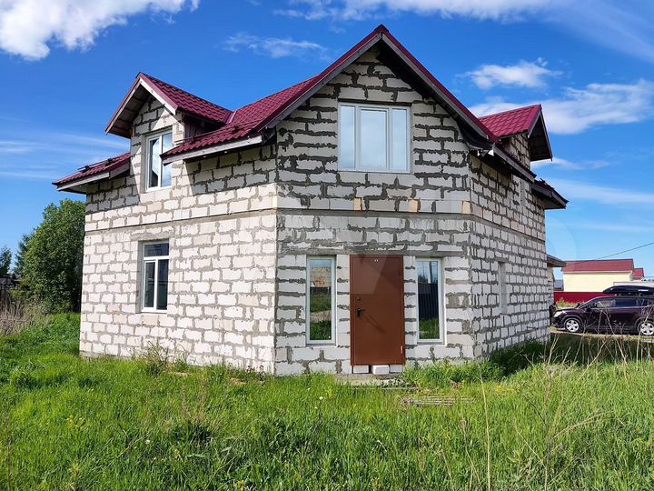 Дом 172 м² на участке 6,7 сот.