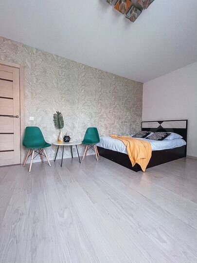 2-к. квартира, 53 м², 2/4 эт.