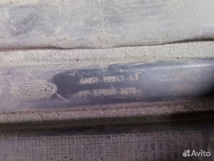 Заглушка птф левая в бампер Ford Focus II