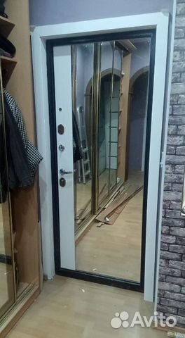 Входная дверь дм 9см Серебро Зеркало Эмалит белый