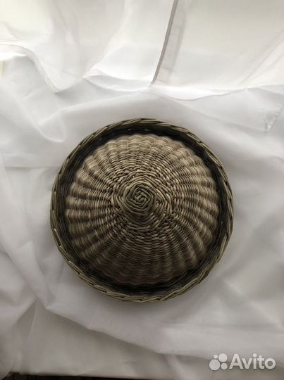 Хлебница плетеная