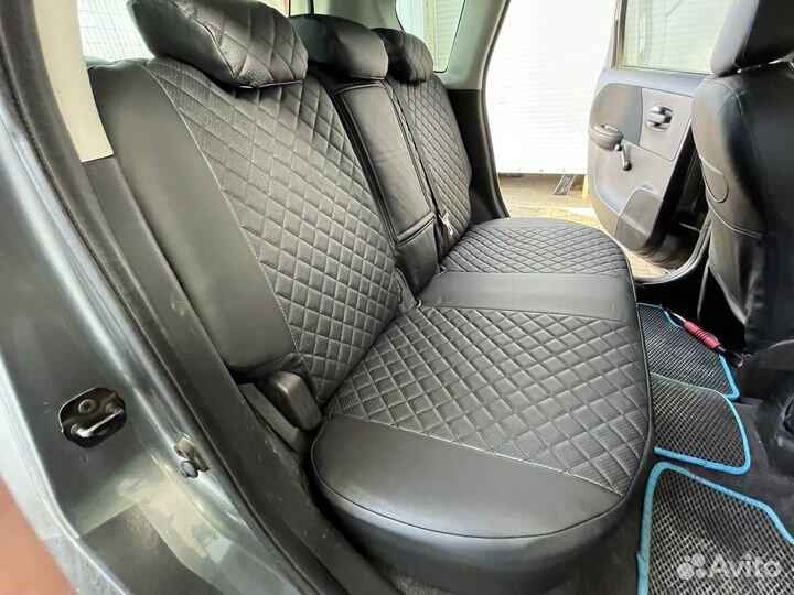 Авточехлы из экокожи в ромб на Nissan Note