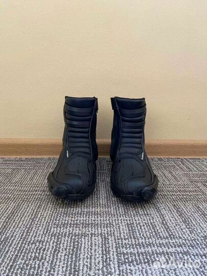 Мотоботы Forma axel