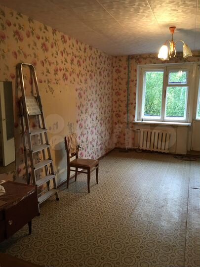 2-к. квартира, 42 м², 3/5 эт.