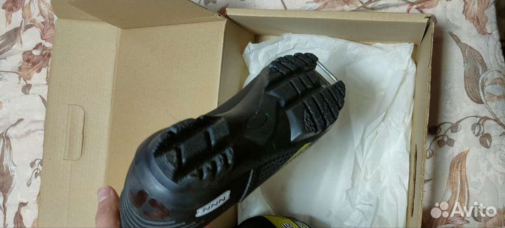 Лыжные ботинки 37 размер